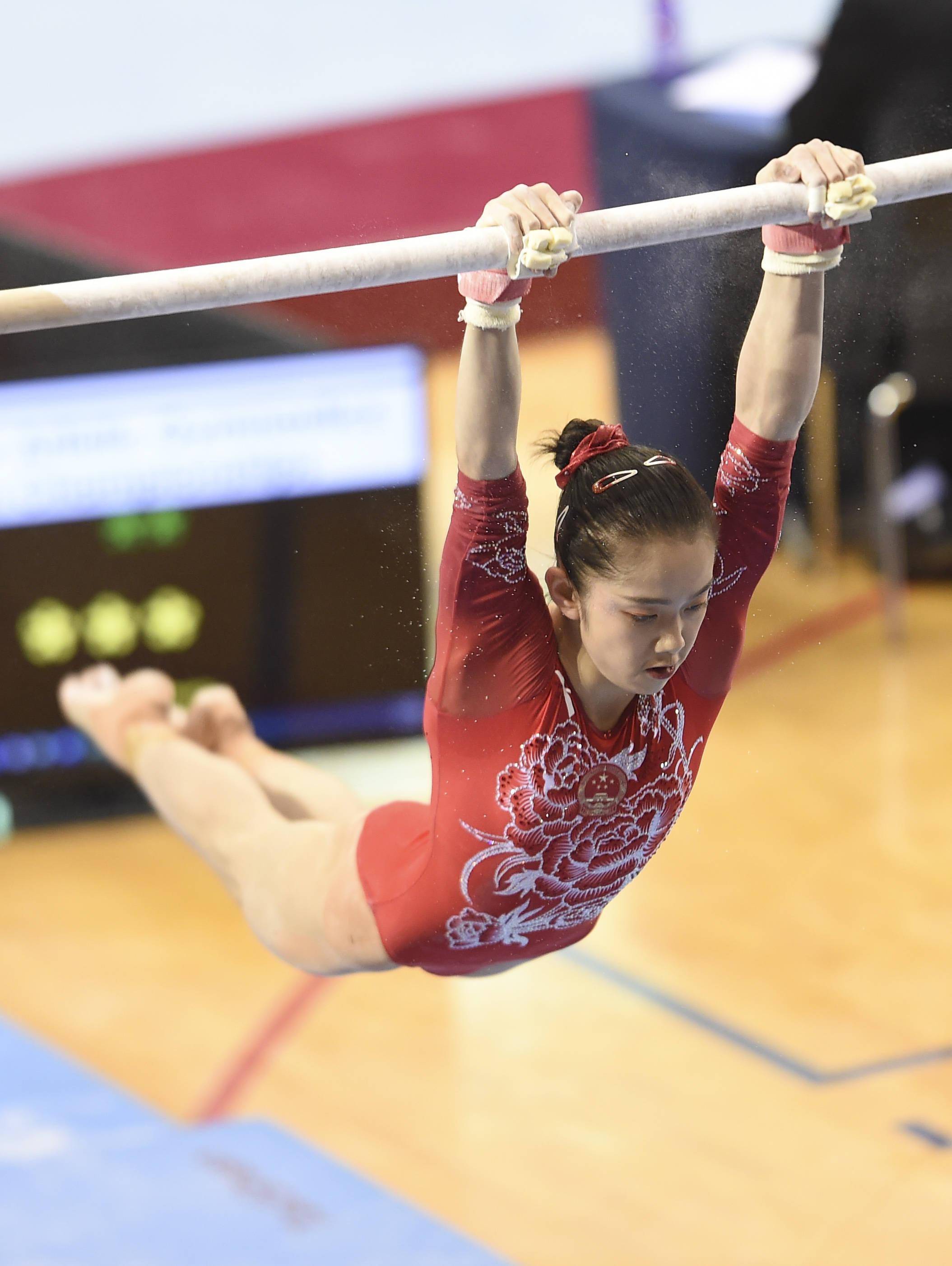 体操赛事精彩瞬间盘点,年度回顾震撼登场 体操赛事精彩瞬间盘点,年度回顾震撼登场
