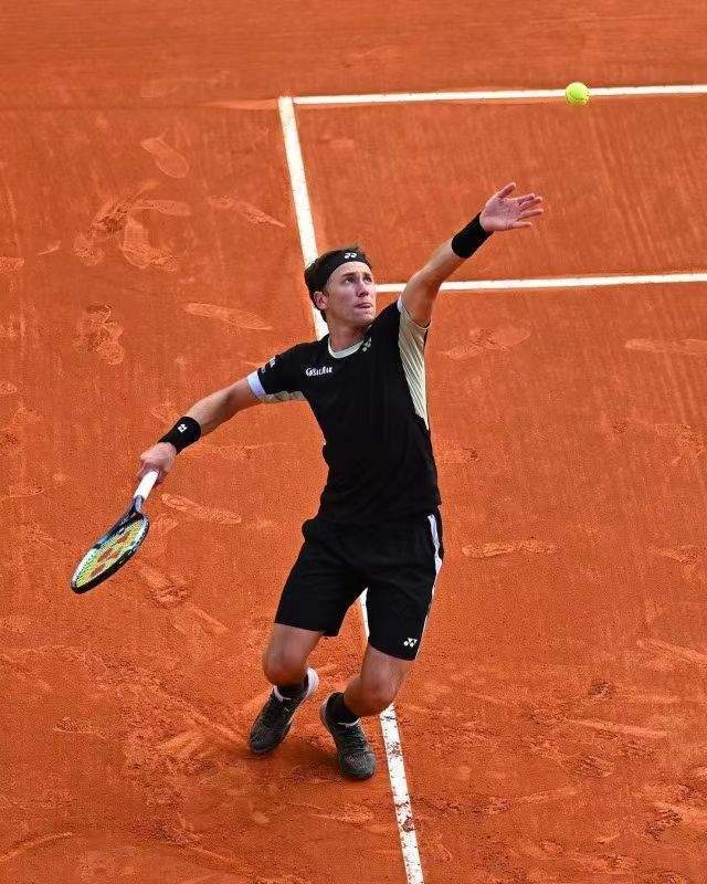 ATP总决赛力克蒙特卡洛大师赛，西西帕斯刷新纪录