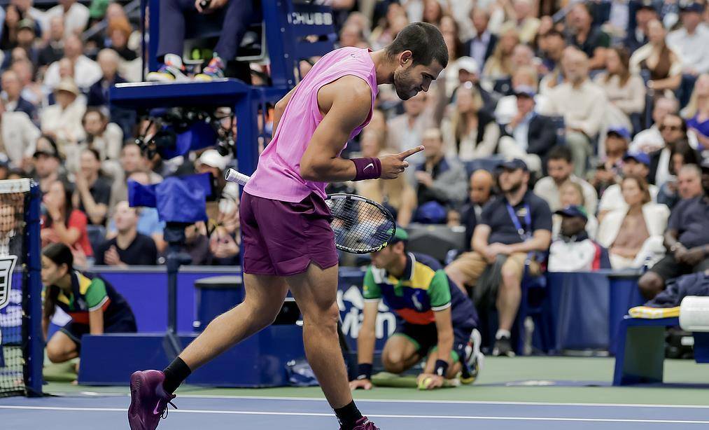 美网横扫ATP总决赛，阿尔卡拉斯带队取胜