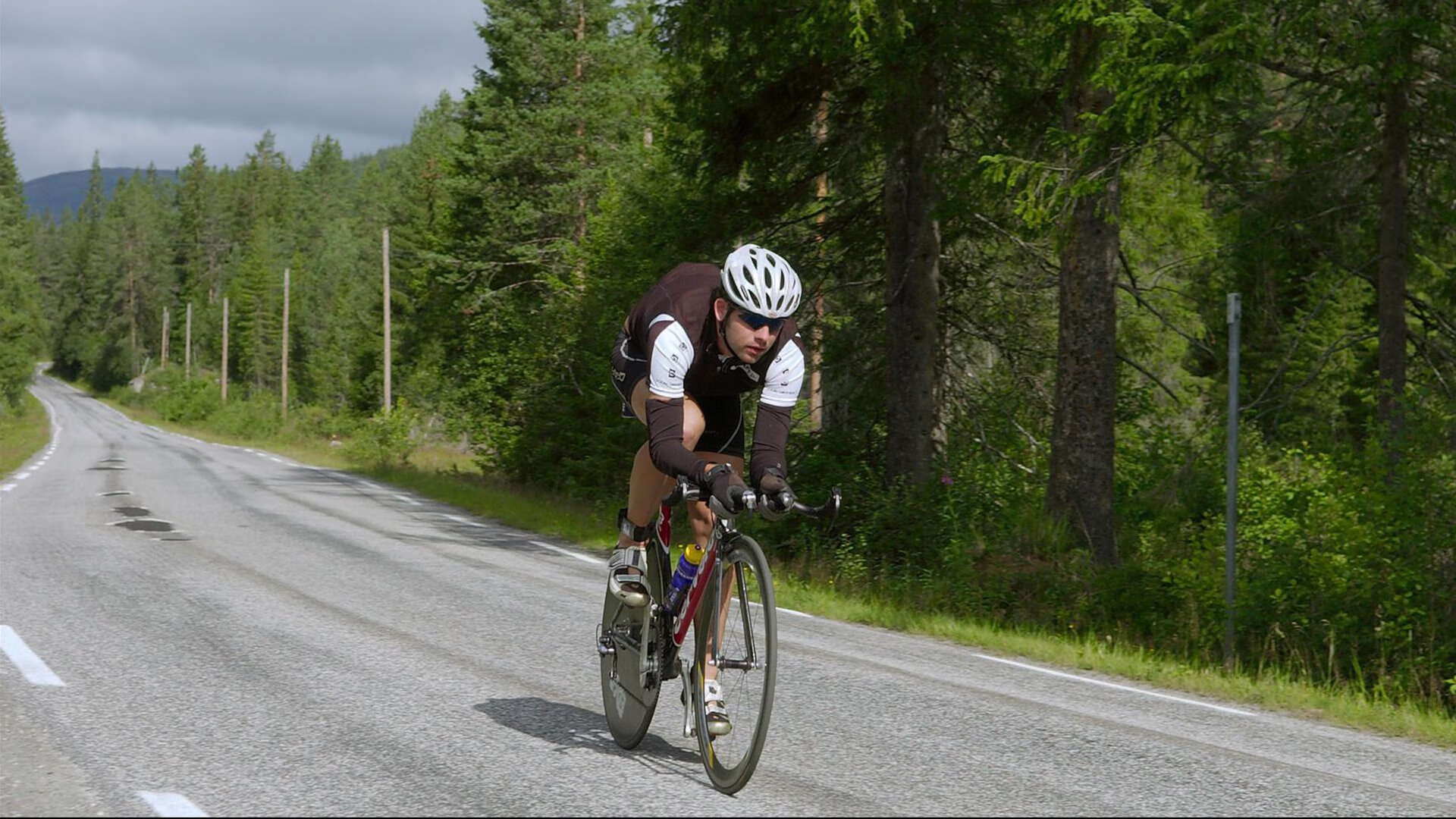 核爆伯纳乌！年度焦点之战维尼修斯轰出统治级数据，用魔法撕碎钢铁防线