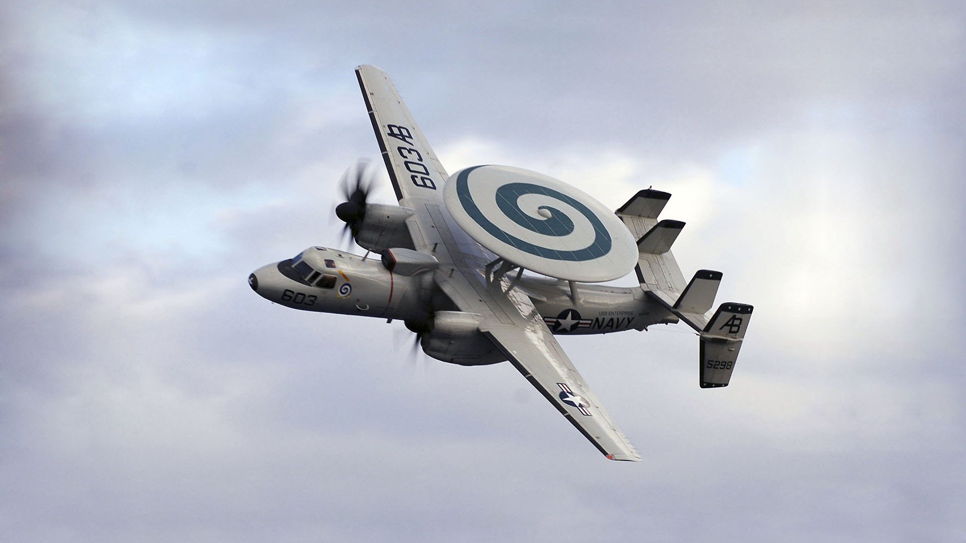 冰雪与熔岩的对决，当奥地利单节冲垮那不勒斯，帕尔默在另一个战场接管抢七