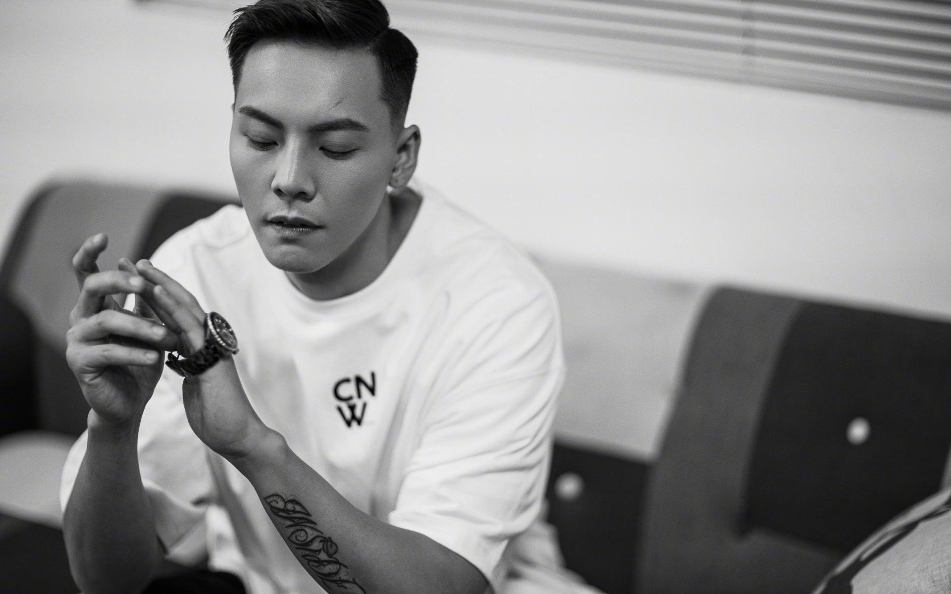 唯一性的交响，凯塞多—几内亚铁腕终结马赛，德甲争冠战的孤独王者