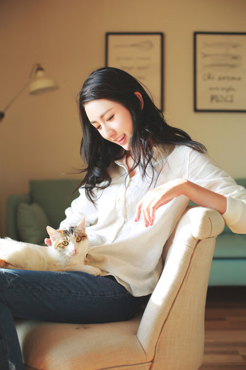 当那不勒斯晨星照亮巴黎夜空，足球地理学的新裂变